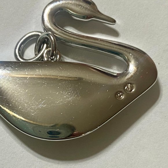 Genuine Swarovski Classic Iconic Swan Pendant With Pearls *No Chain/Pendant Only - Picture 5 of 5